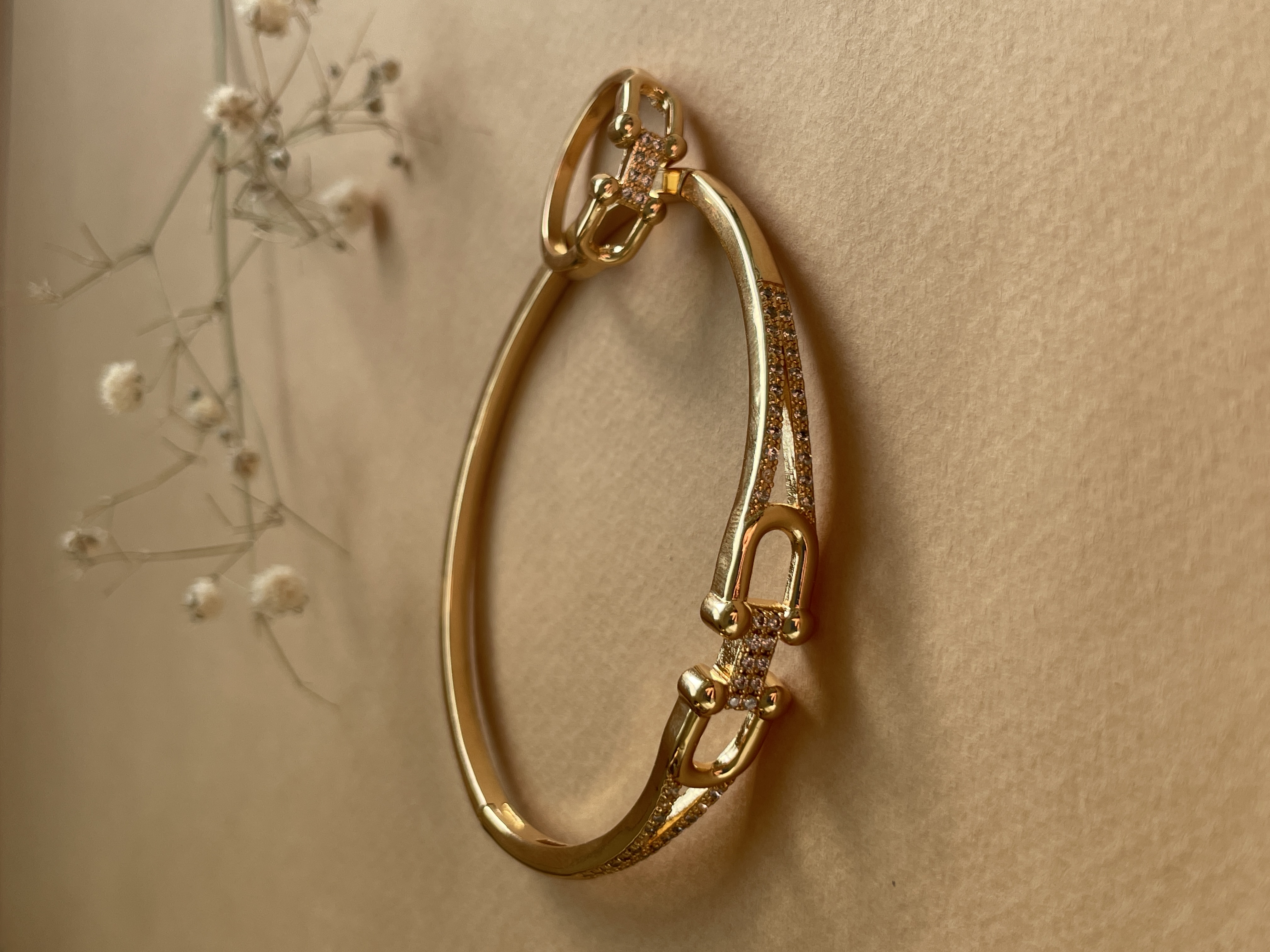 ست بنگل و انگشتر طرح طلا رنگ ثابت ضد حساسیت مدل تیفانی